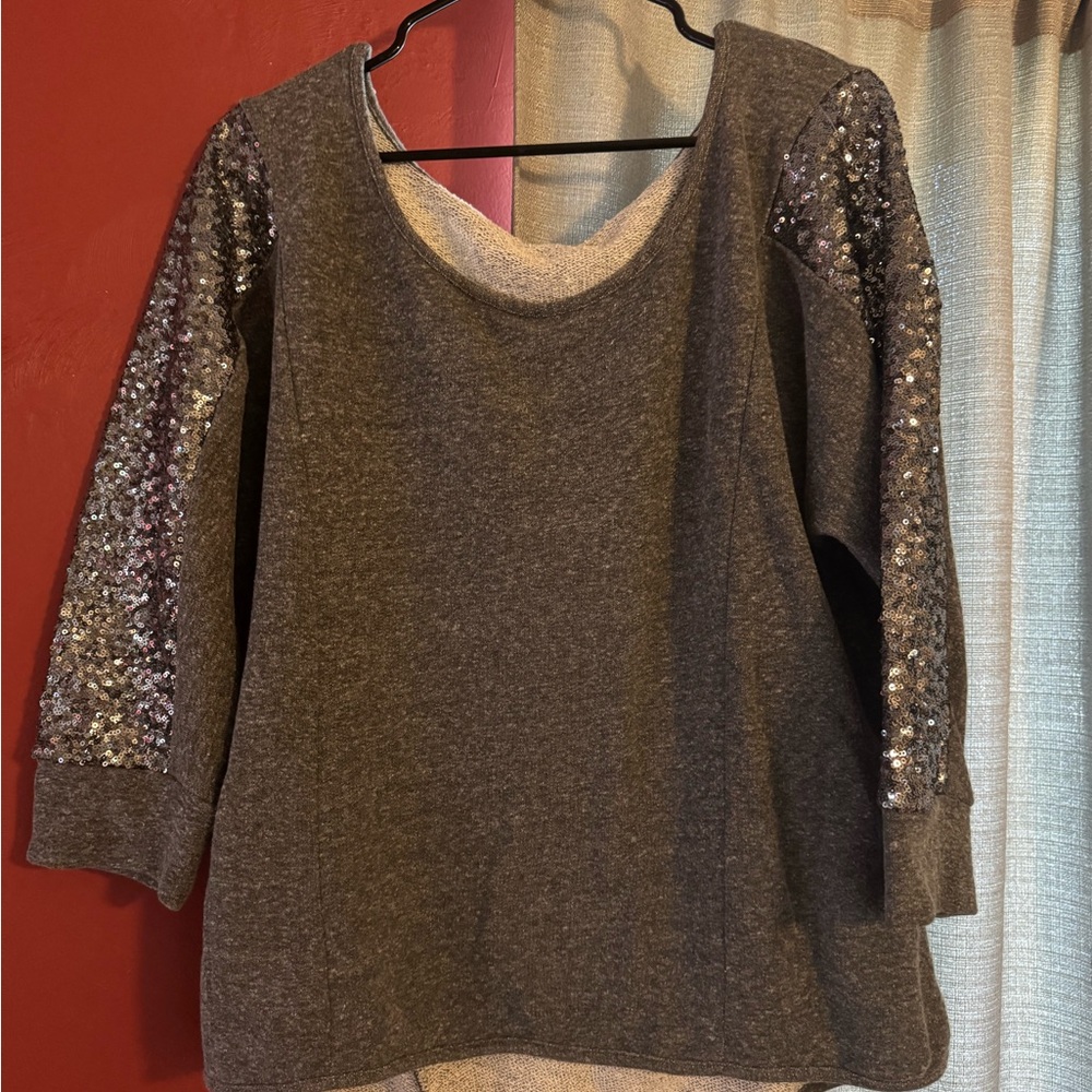Xhilaration Dark Gray Knit Top